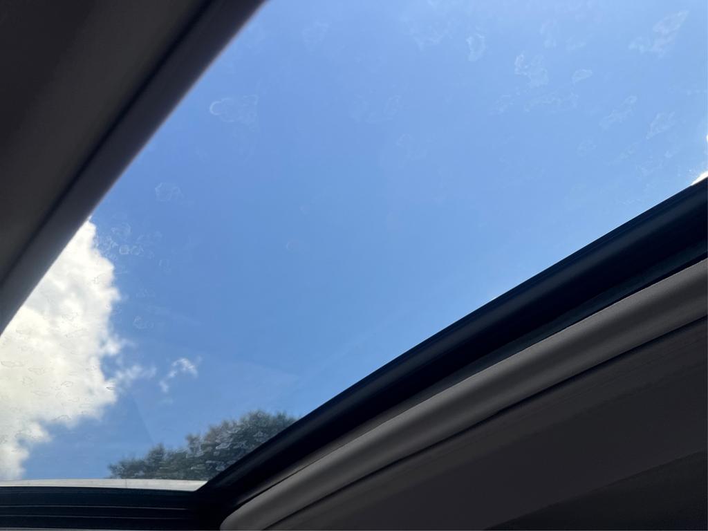 2018 Toyota RAV4 - $24,995
