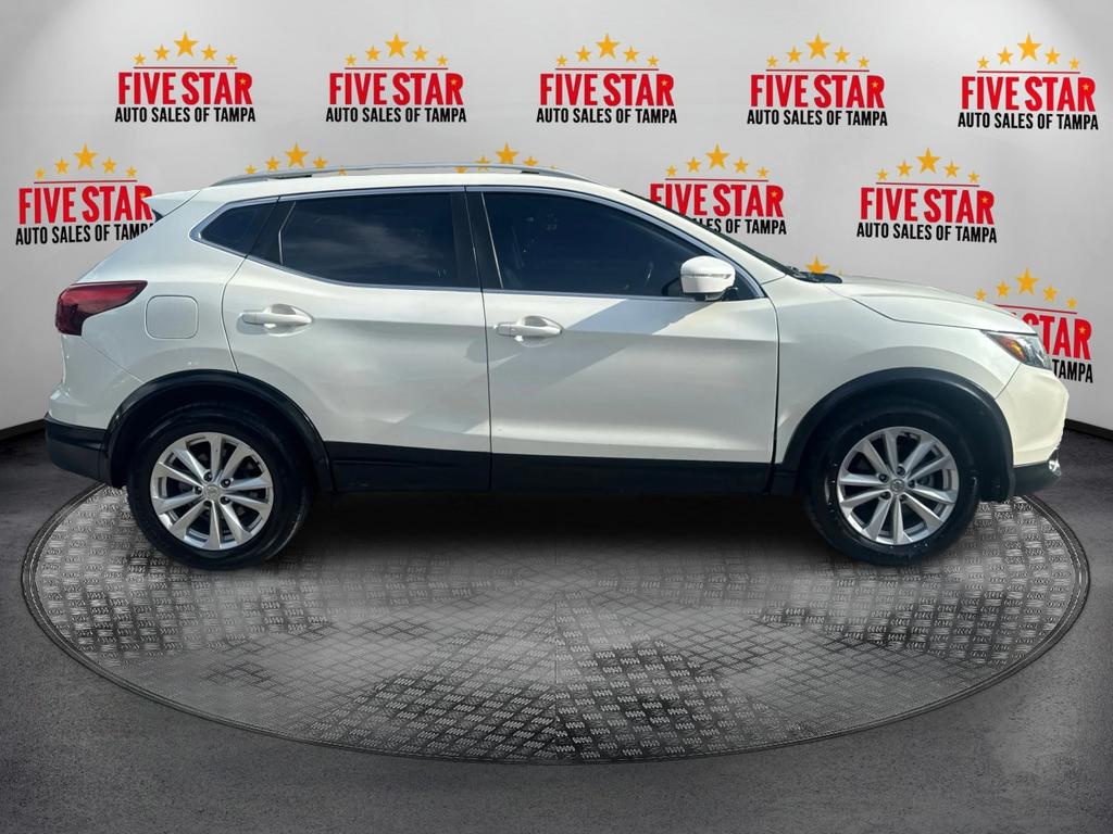 2017 Nissan Rogue - $11,995