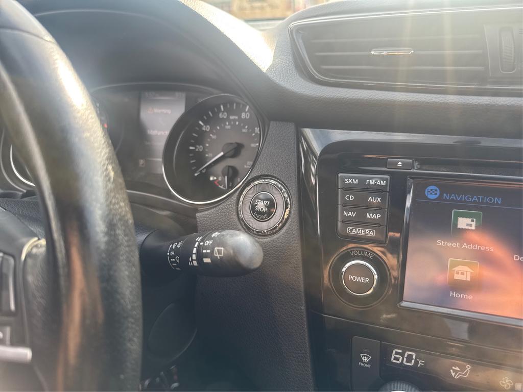 2017 Nissan Rogue - $11,995