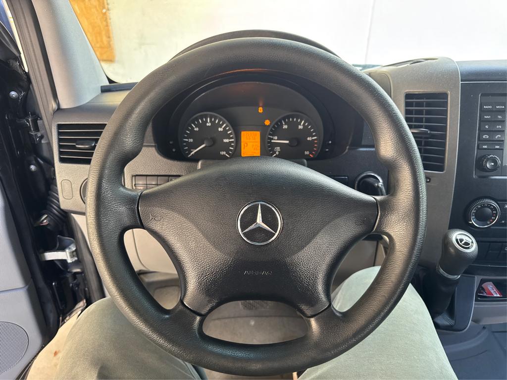 2016 Mercedes-Benz Sprinter 2500 STD Roof photo
