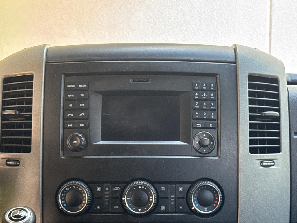 2016 Mercedes-Benz Sprinter 2500 STD Roof photo