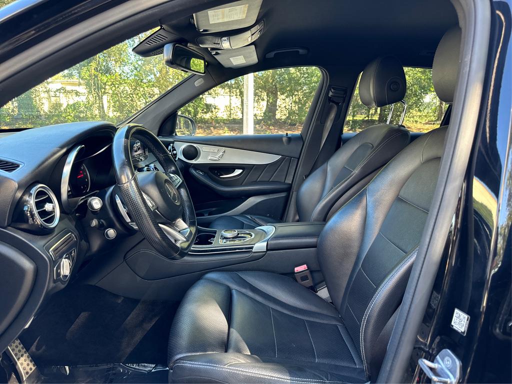 2019 Mercedes-Benz GLC - $13,995