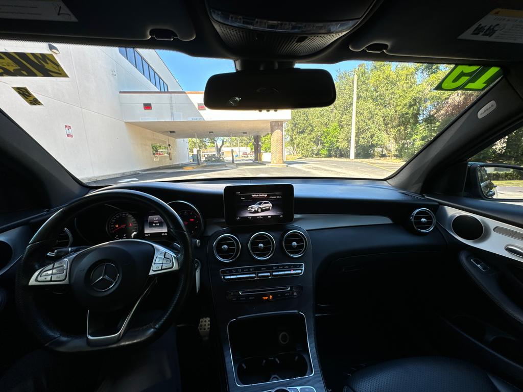 2019 Mercedes-Benz GLC - $13,995