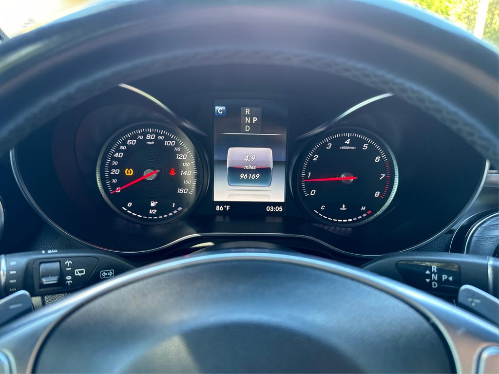 2019 Mercedes-Benz GLC - $13,995