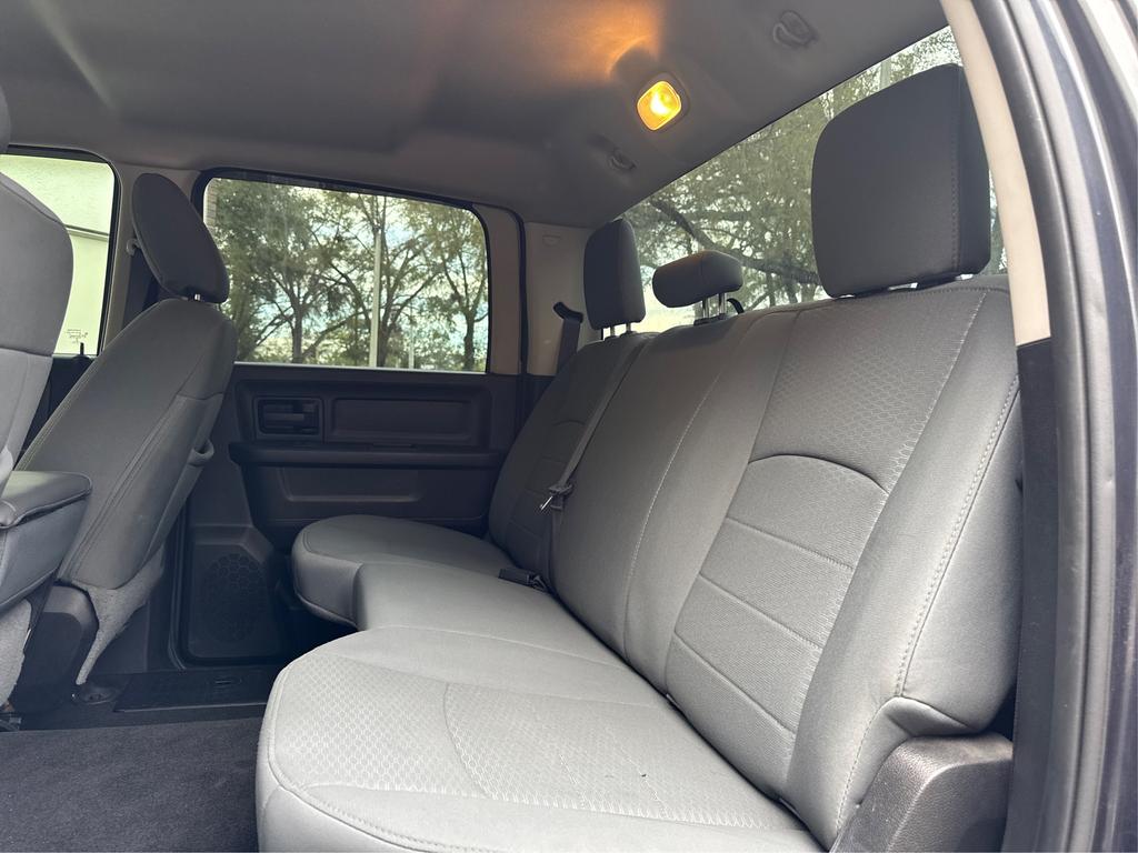 2016 RAM 1500 Tradesman photo