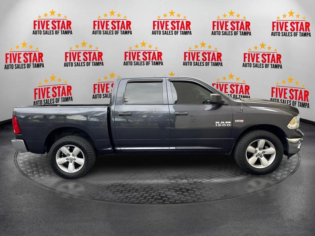 2016 RAM 1500 Tradesman photo