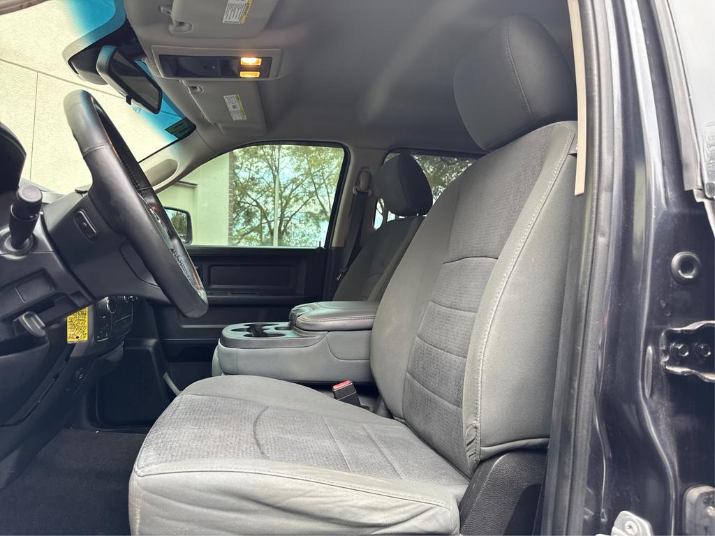 2016 RAM 1500 Tradesman photo