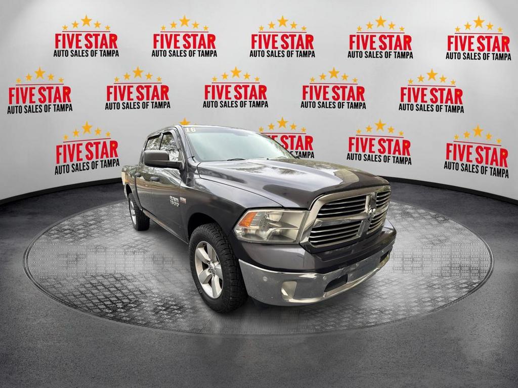 2016 RAM 1500 Tradesman photo