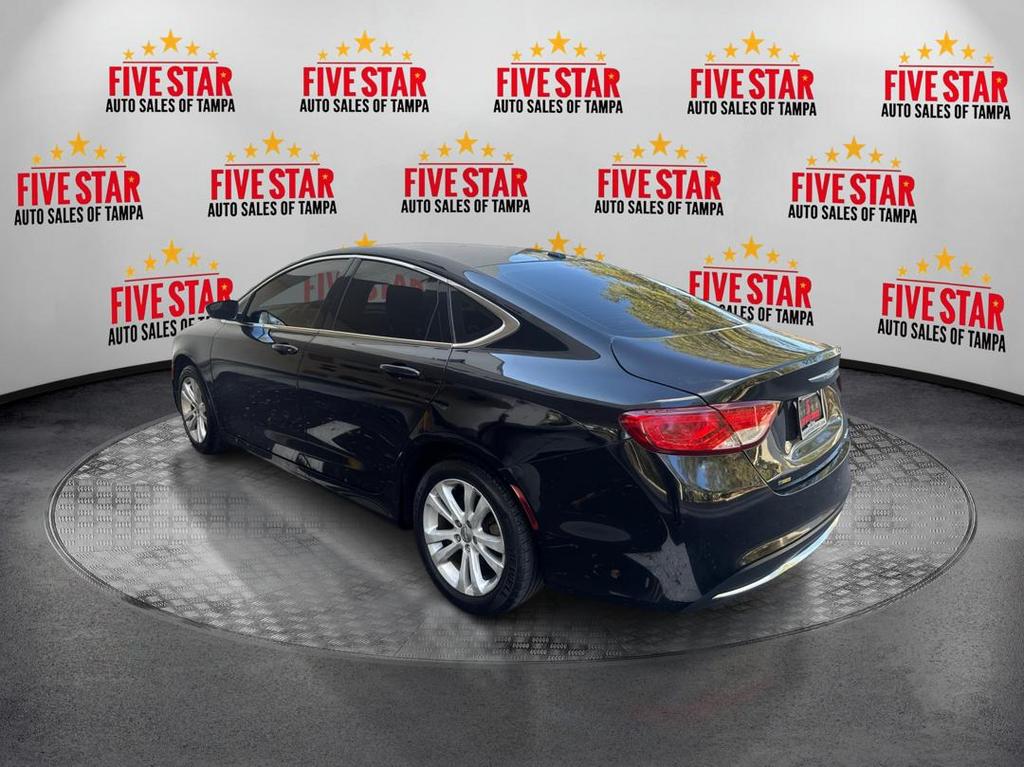 2016 Chrysler 200 Limited photo