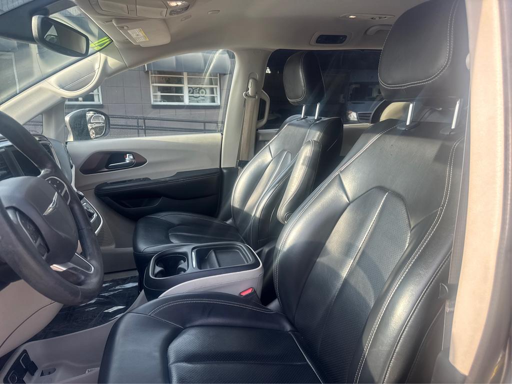 2020 Chrysler Voyager - $9,995