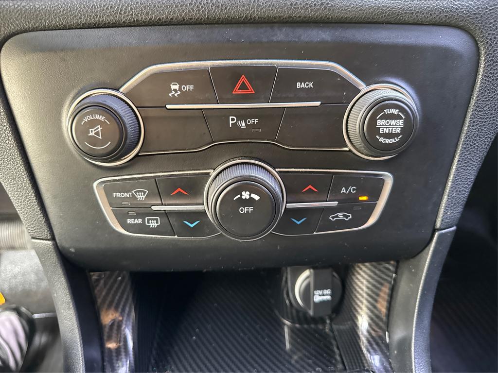 2016 Dodge Charger - $9,995