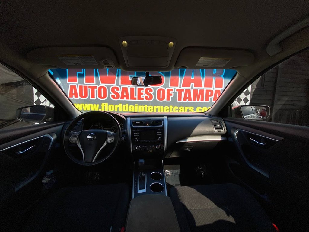 2015 Nissan Altima SV photo