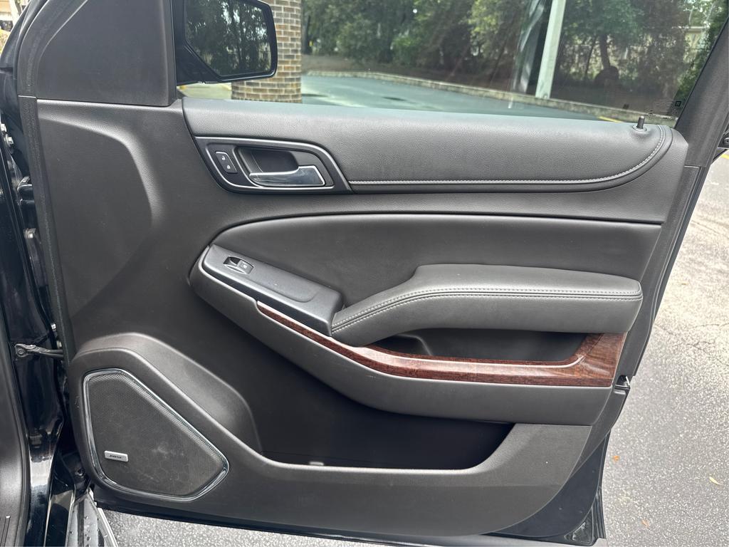 2016 GMC Yukon XL 1500 SLE photo