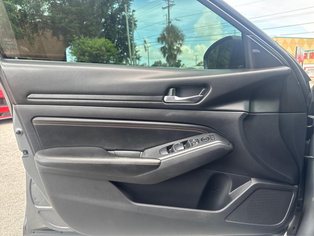 2020 Nissan Altima - $14,995