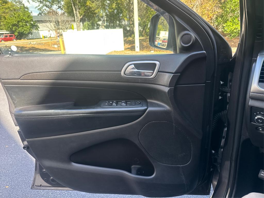 2018 Jeep Cherokee - $12,995