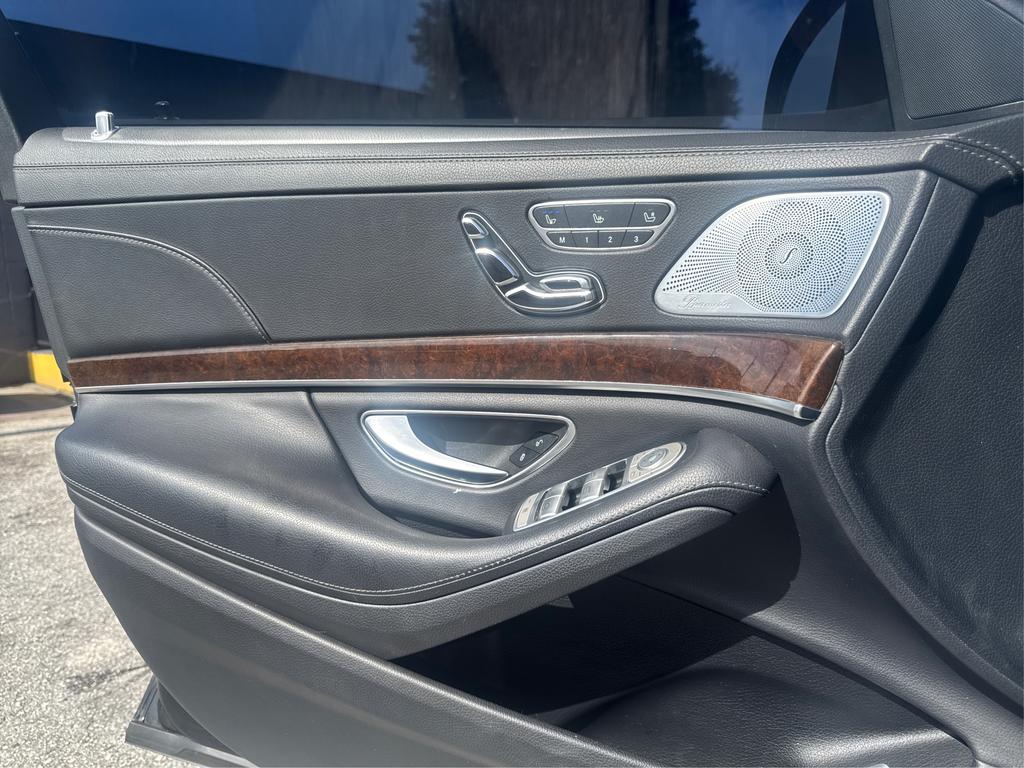 2016 Mercedes-Benz S-class - $22,995