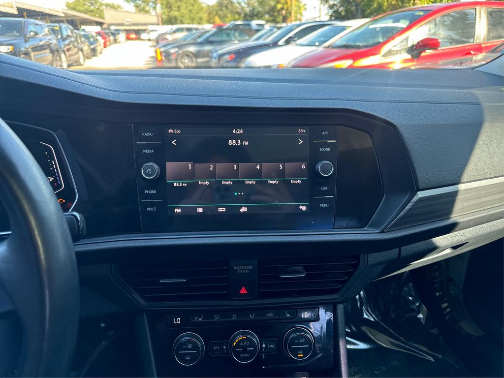 2019 Volkswagen Jetta - $12,995