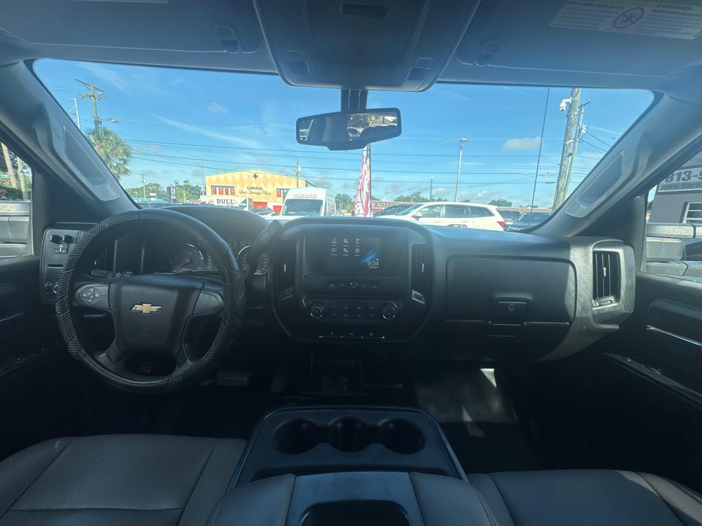 2017 Chevrolet Silverado 2500 - $24,995