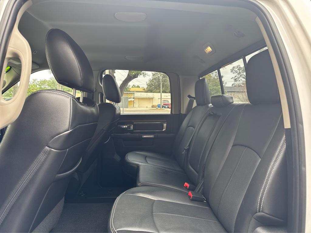 2018 RAM 1500 Laramie photo
