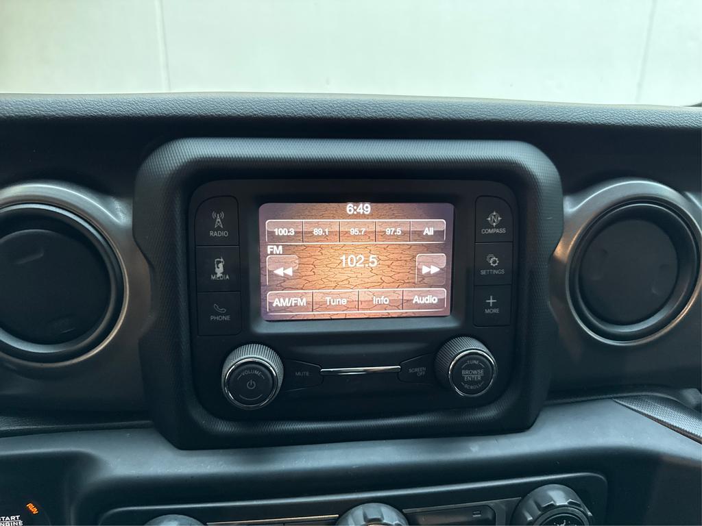 2020 Jeep Wrangler Unlimited Sport photo