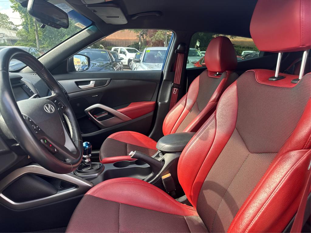 2016 Hyundai Veloster - $8,995