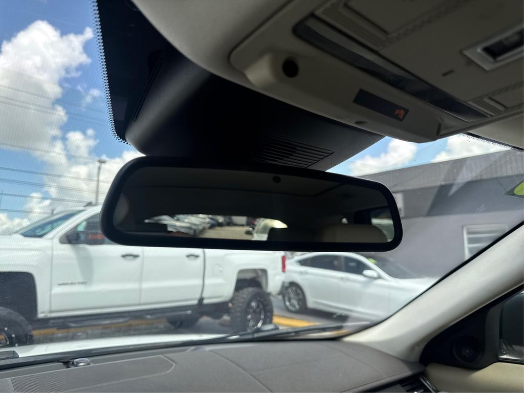 2018 Land Rover Range Rover Evoque - $11,995
