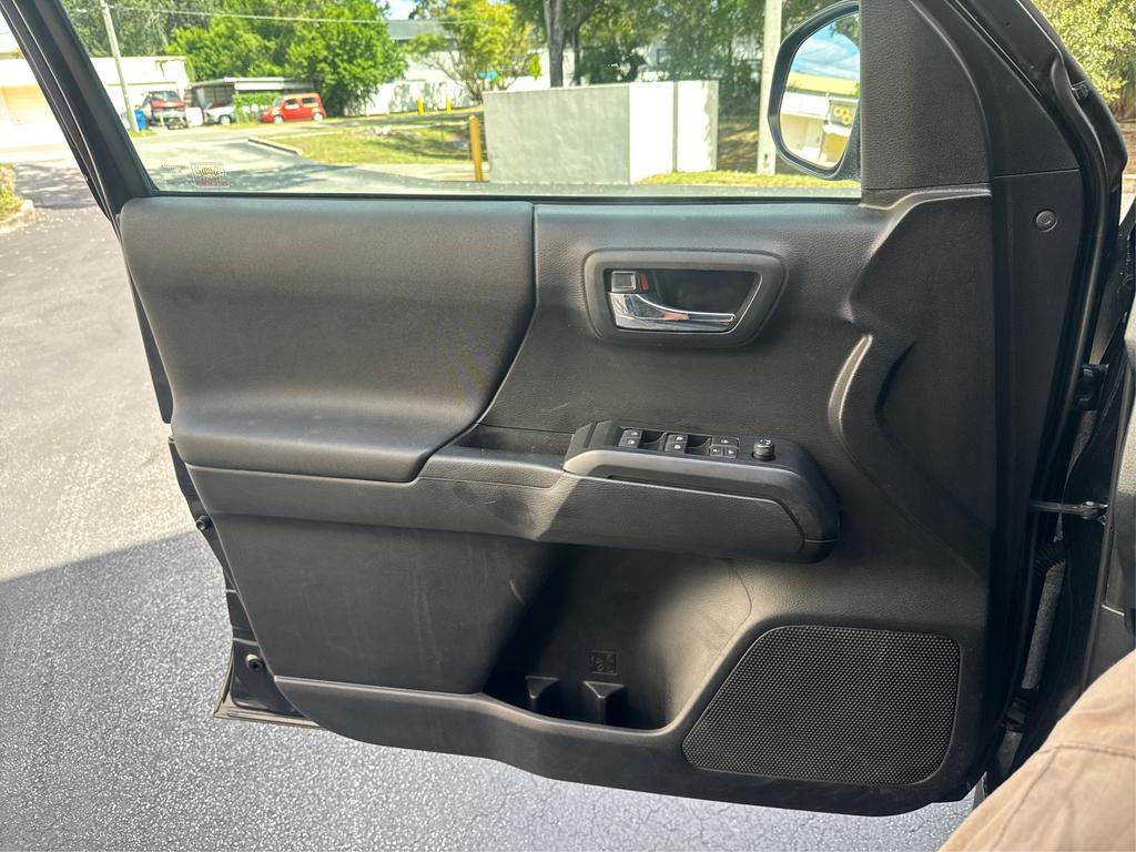 2020 Toyota Tacoma - $21,995