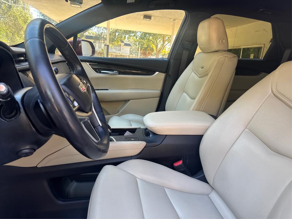 2017 Cadillac XT5 - $10,995