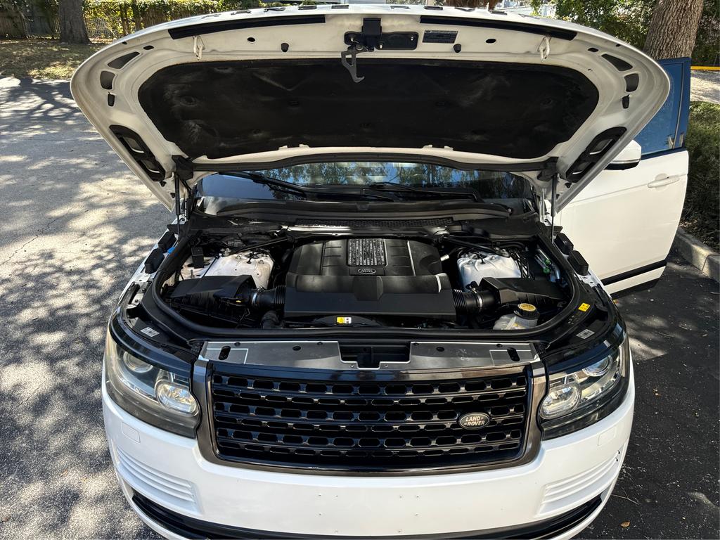 2016 Land Rover Range Rover - $17,995