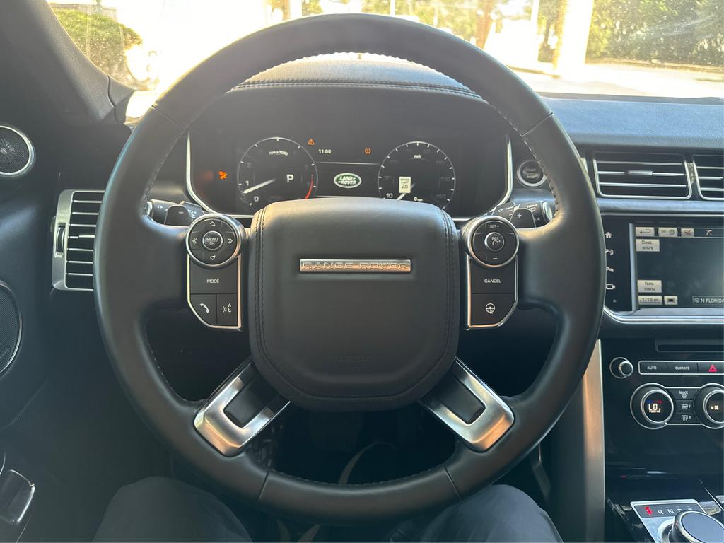 2016 Land Rover Range Rover - $17,995