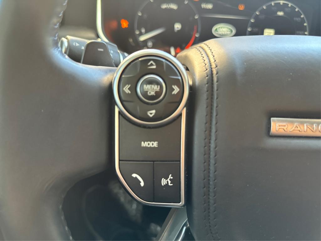 2016 Land Rover Range Rover - $17,995