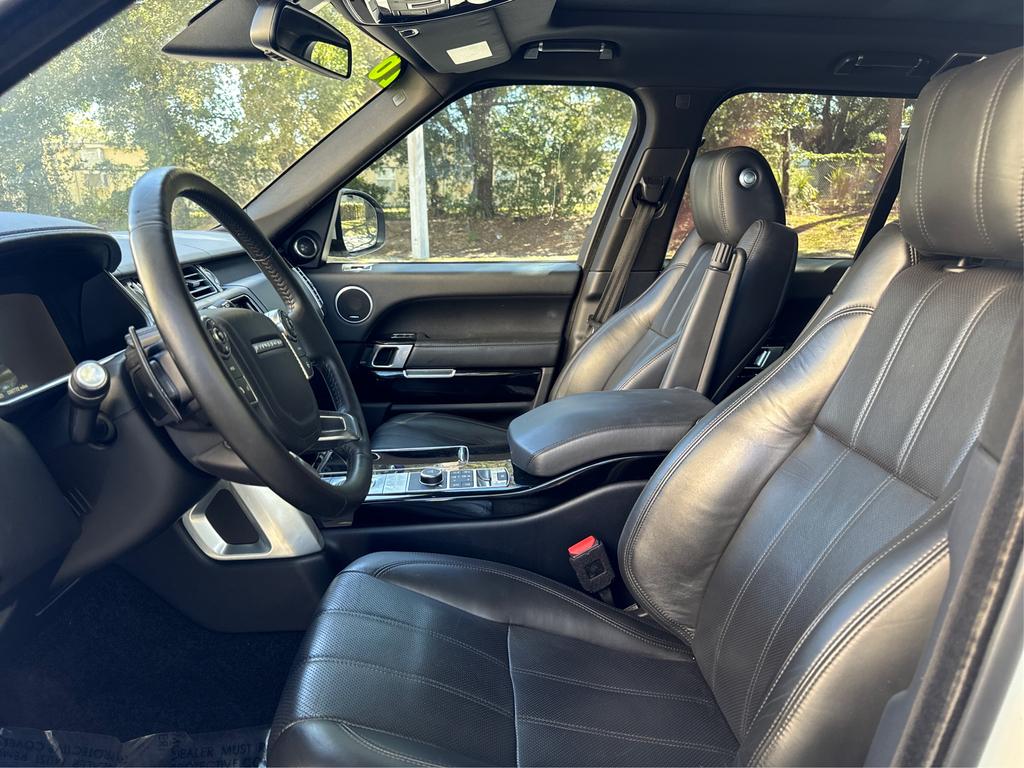2016 Land Rover Range Rover - $17,995