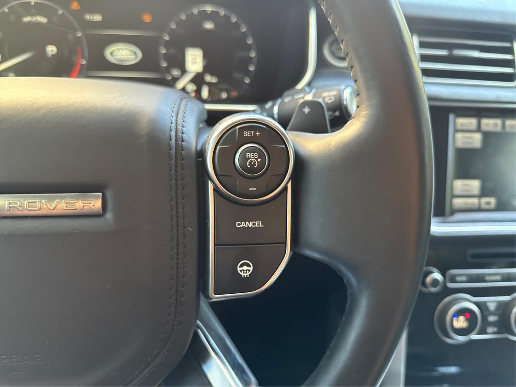 2016 Land Rover Range Rover - $17,995