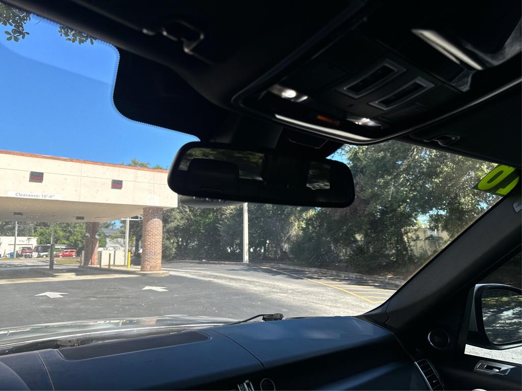 2016 Land Rover Range Rover - $17,995