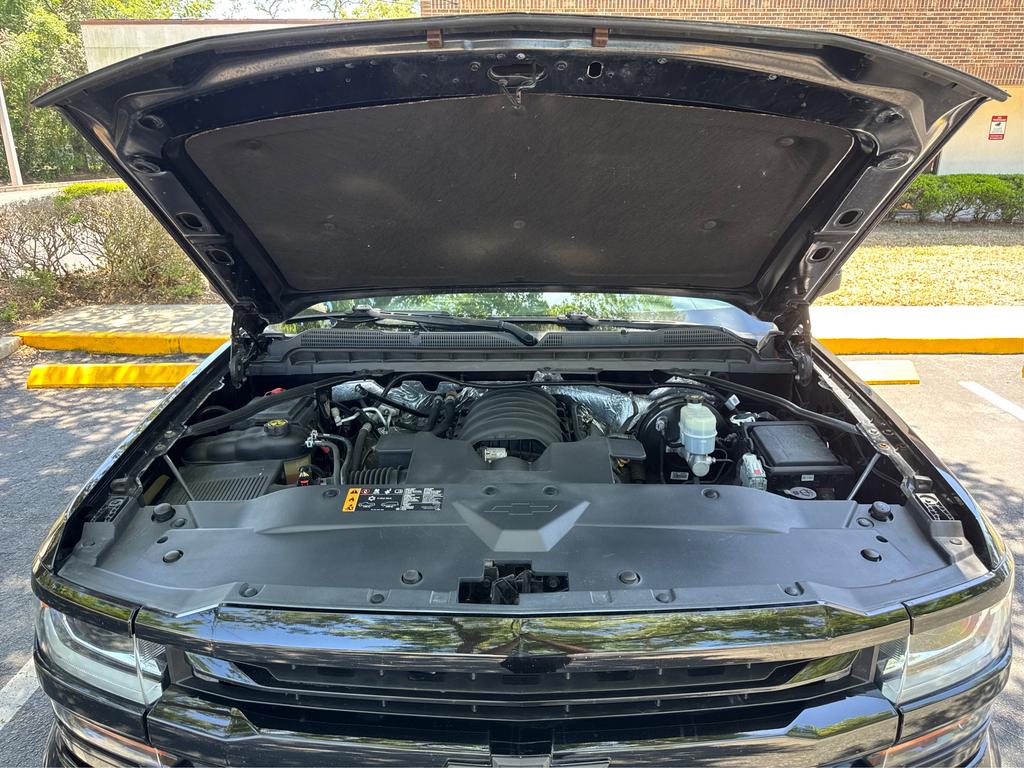 2017 Chevrolet Silverado 1500 LT Z71 photo
