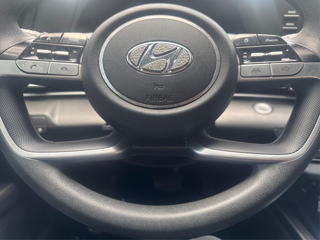 2022 Hyundai Elantra - $14,995