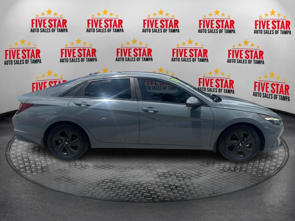 2022 Hyundai Elantra - $14,995
