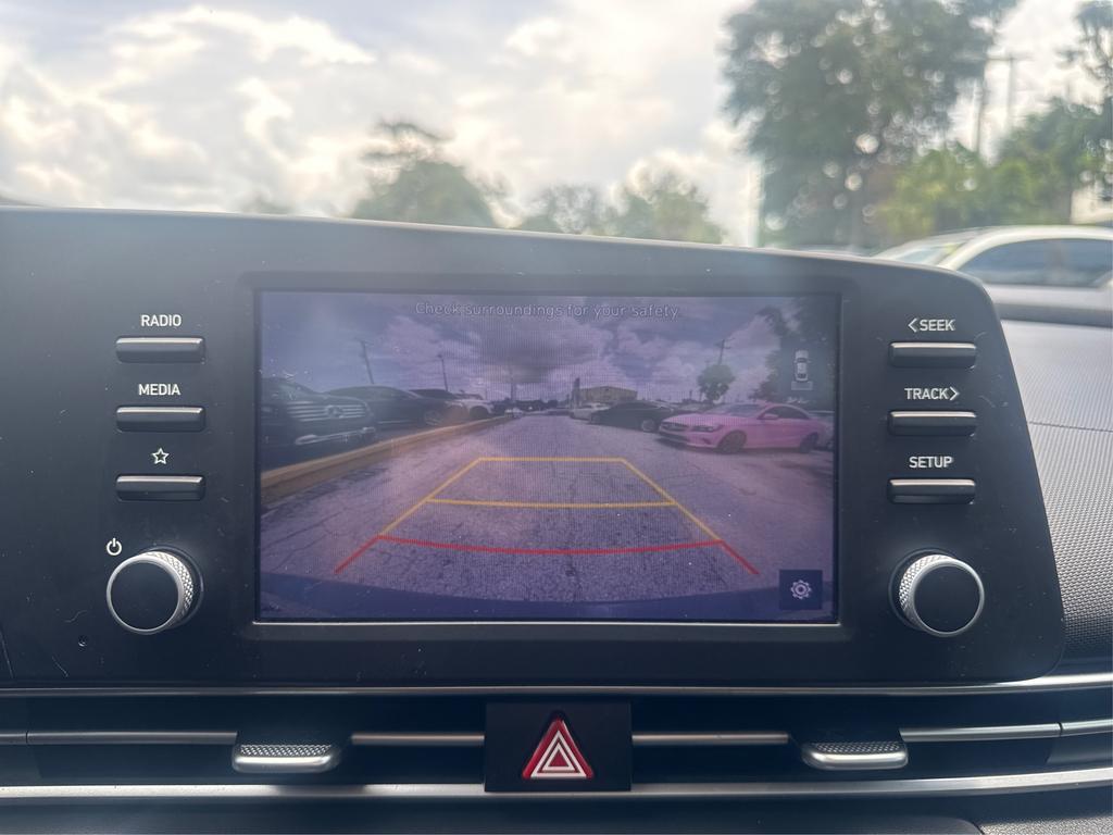 2022 Hyundai Elantra - $14,995