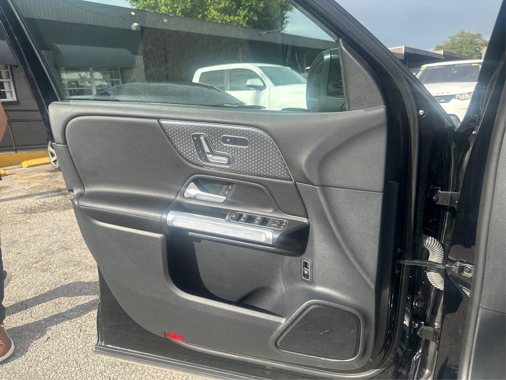 2024 Mercedes-Benz GLB - $26,995