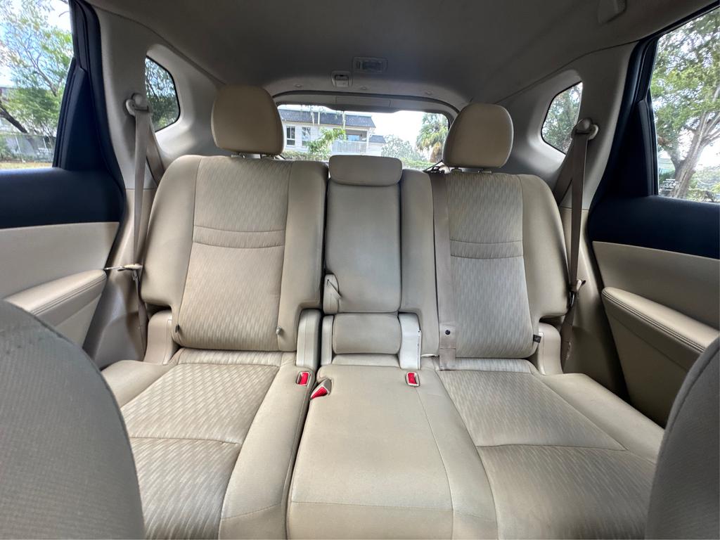 2017 Nissan Rogue - $6,995