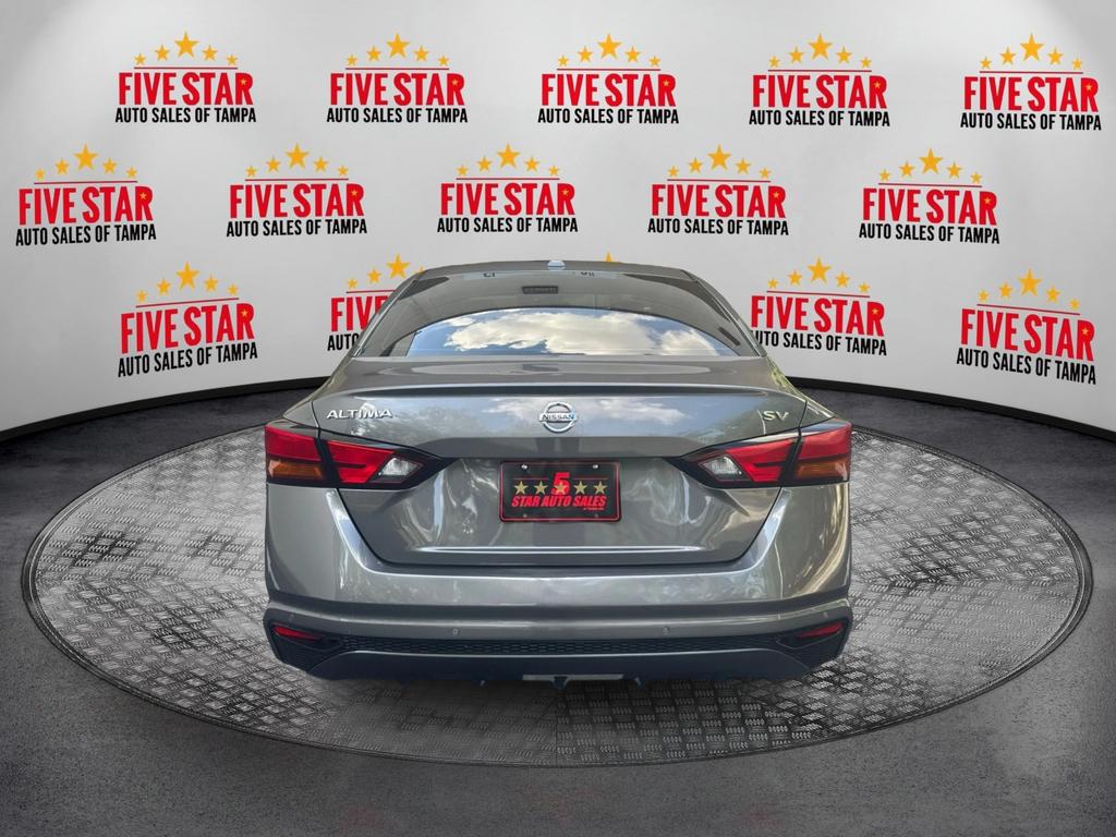 2021 Nissan Altima - $14,995