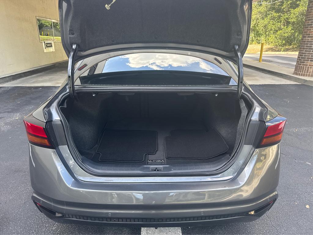 2021 Nissan Altima - $14,995