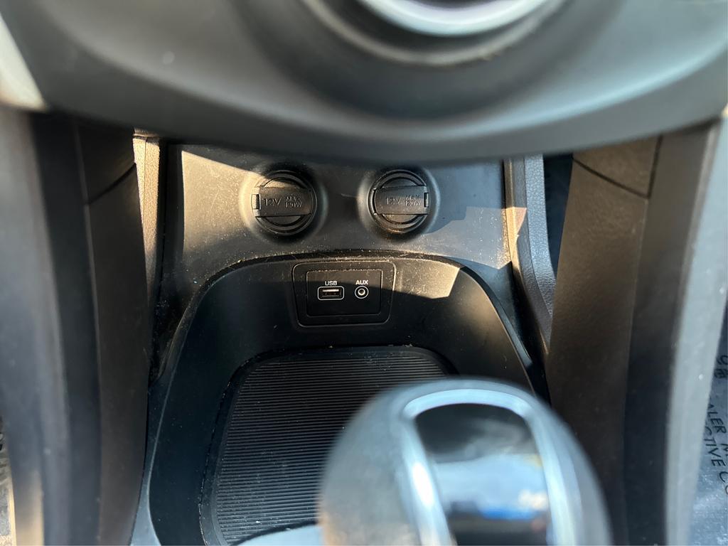 2017 Hyundai Santa Fe Sport - $6,995