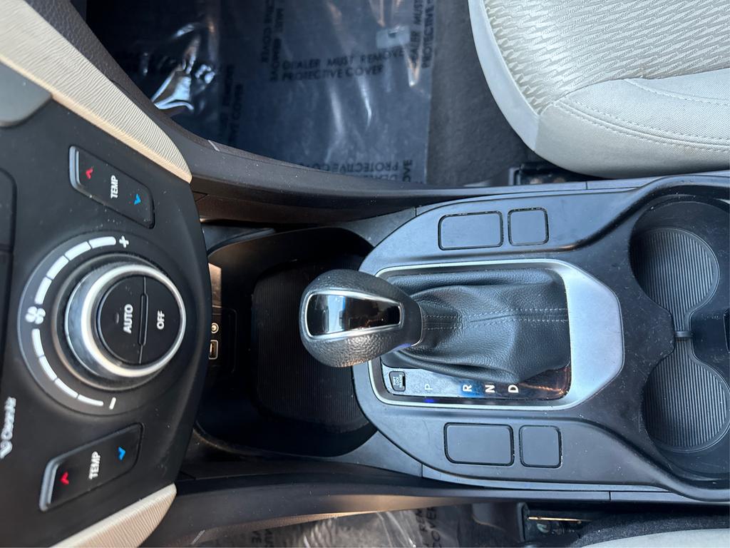 2017 Hyundai Santa Fe Sport - $6,995