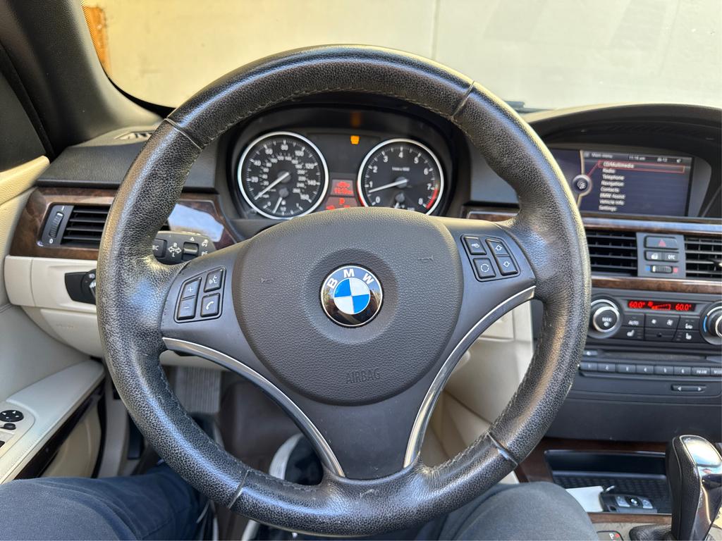 2010 BMW Legend 335i photo