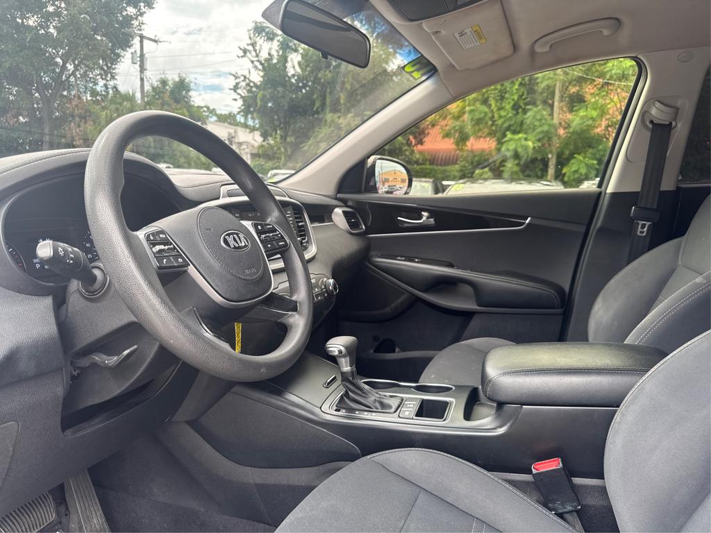 2019 Kia Sorento - $14,995