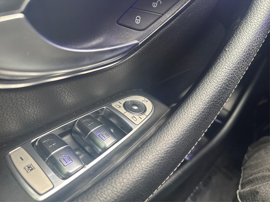 2019 Mercedes-Benz E-Class - $21,995
