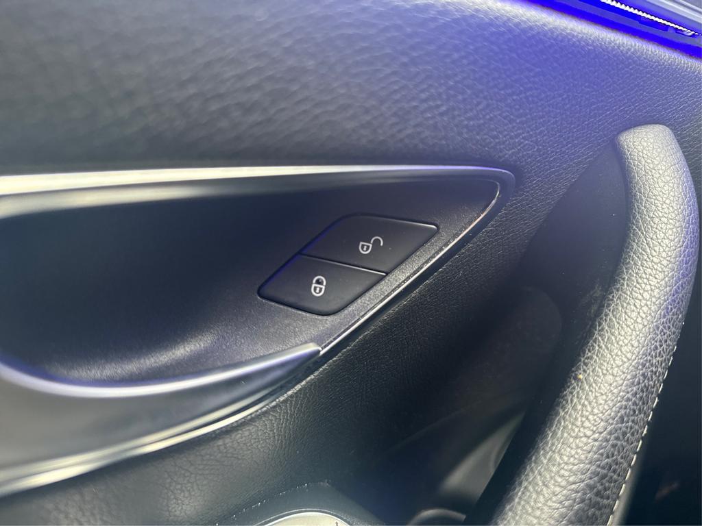 2019 Mercedes-Benz E-Class - $21,995