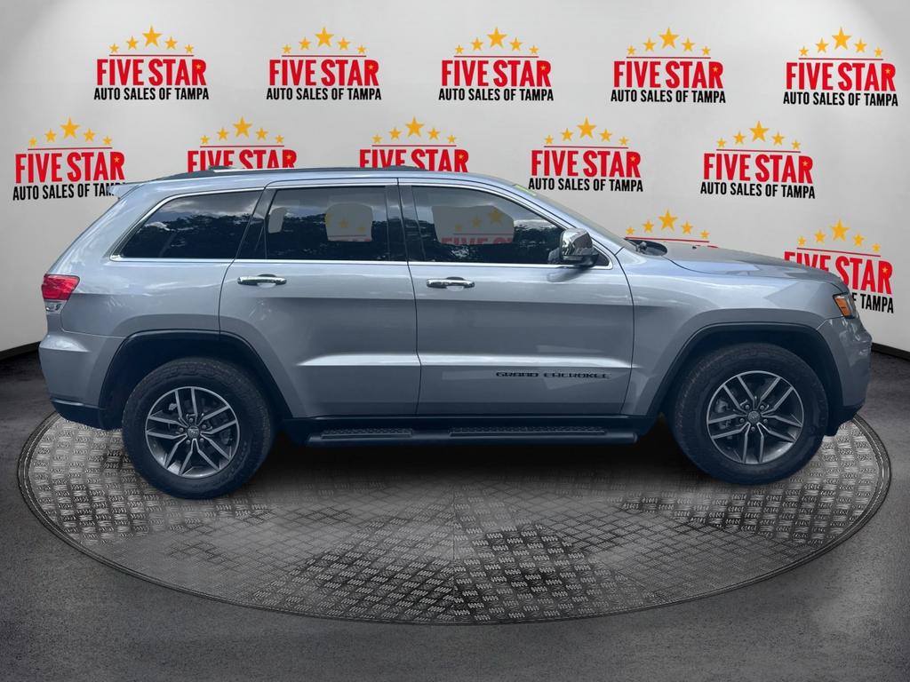 2018 Jeep Cherokee - $13,995
