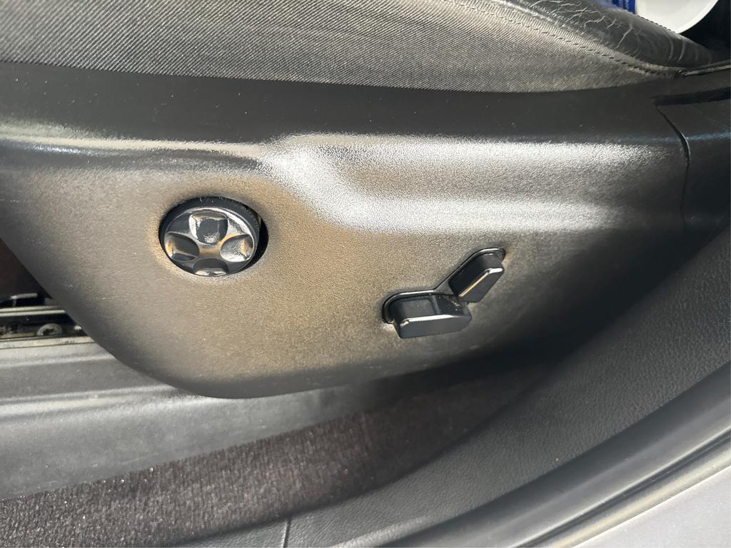 2018 Jeep Cherokee - $13,995